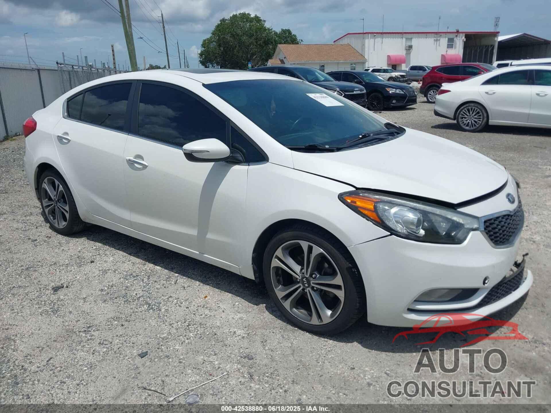 KIA FORTE 2016 - KNAFZ4A82G5553545