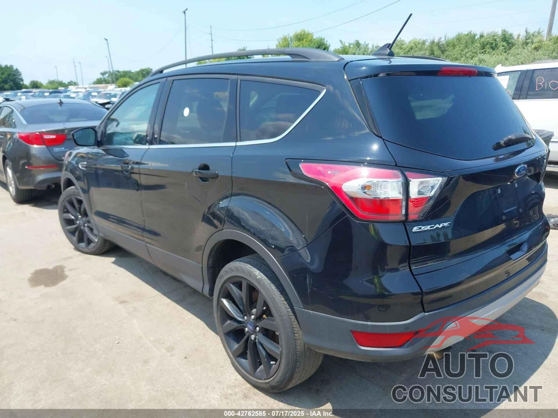 FORD ESCAPE 2018 - 1FMCU9HD4JUB30852