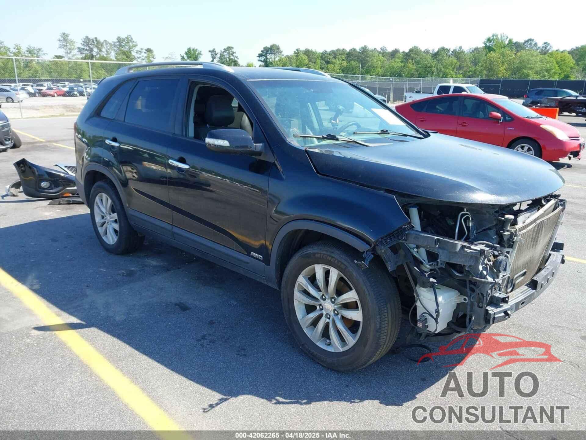 KIA SORENTO 2011 - 5XYKUDA27BG053442