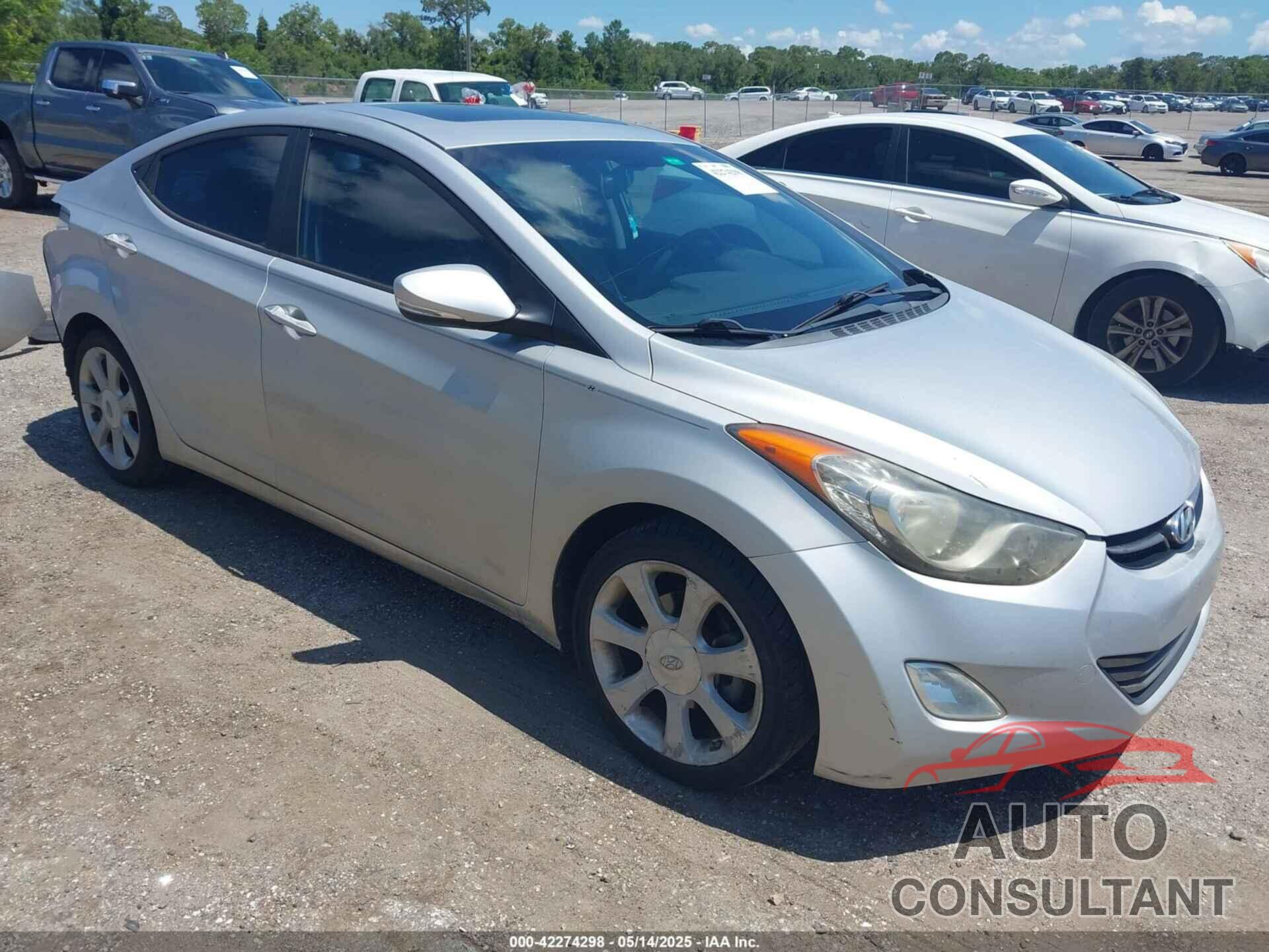HYUNDAI ELANTRA 2013 - KMHDH4AE8DU765351