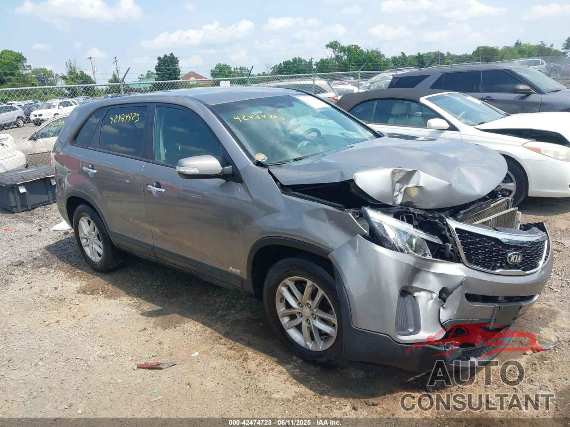 KIA SORENTO 2014 - 5XYKTCA64EG467525
