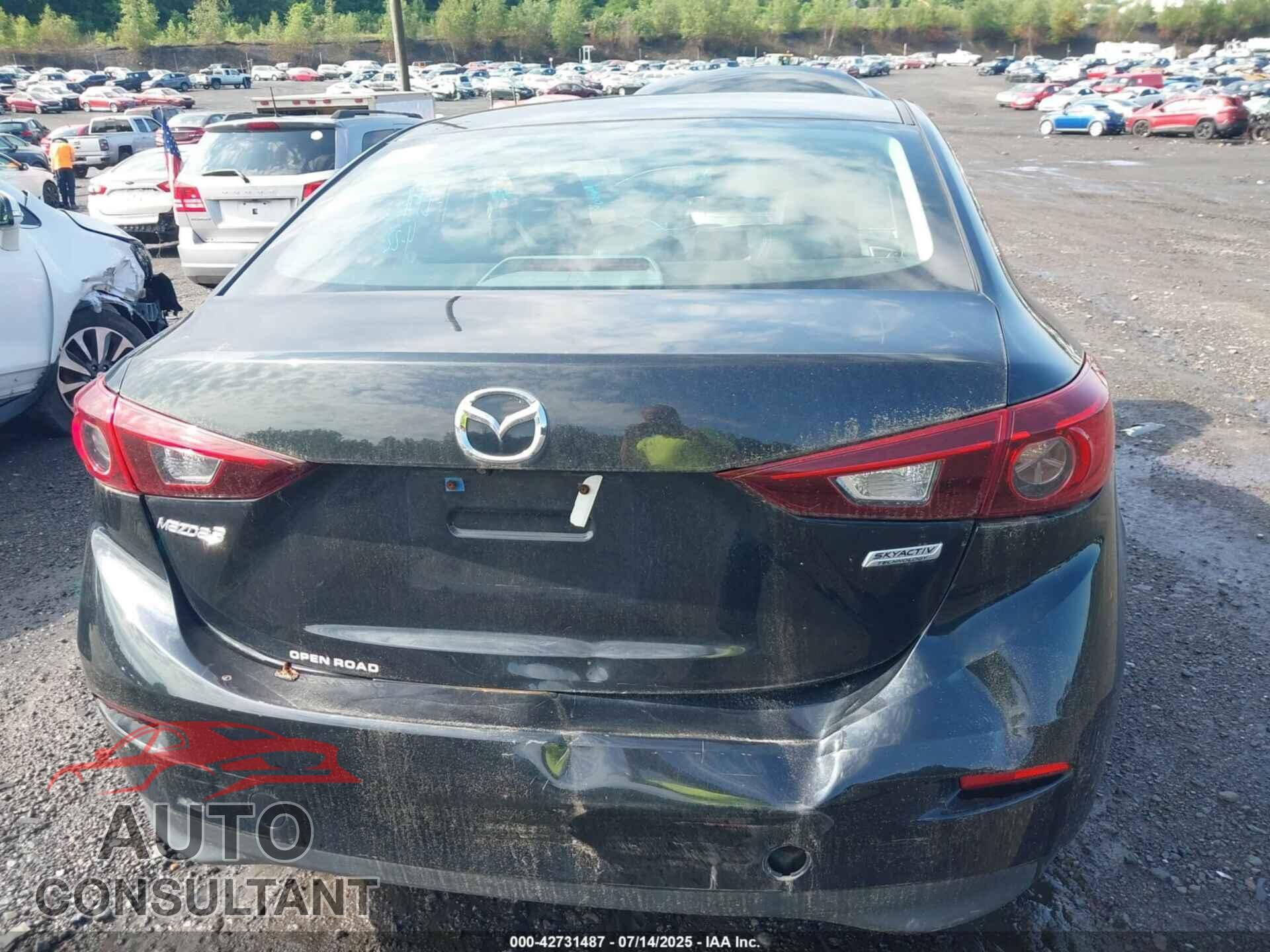 MAZDA MAZDA3 2017 - 3MZBN1V74HM128575