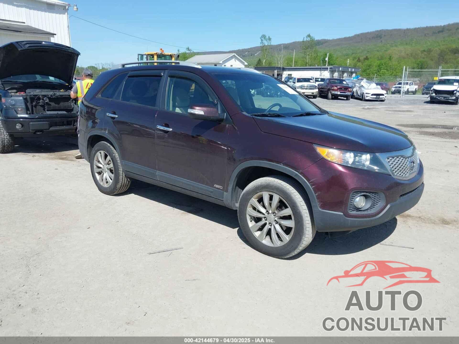 KIA SORENTO 2012 - 5XYKTCA64CG279195