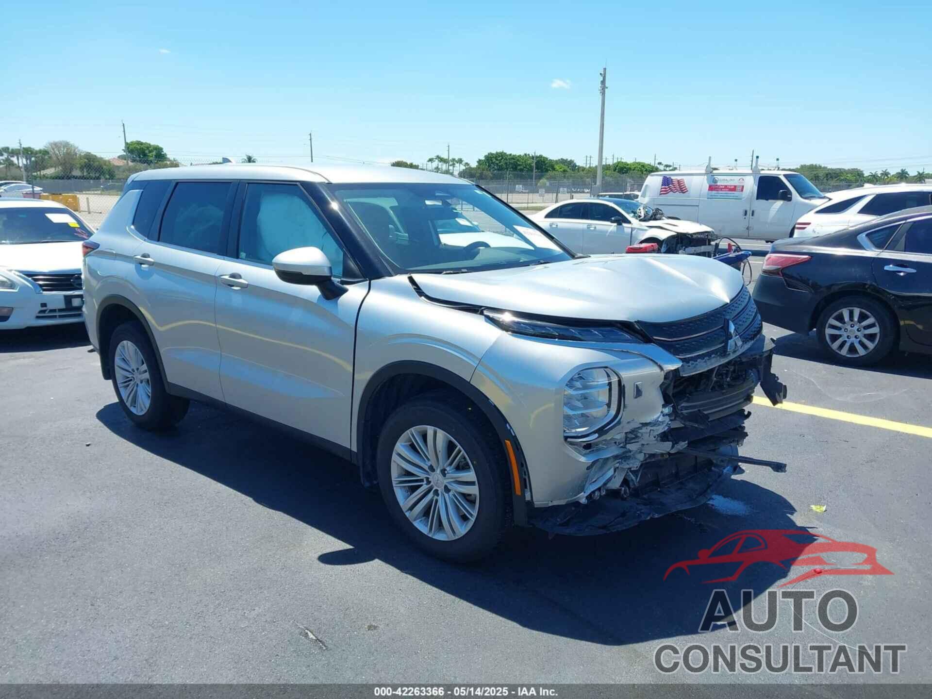 MITSUBISHI OUTLANDER 2023 - JA4J4TA80PZ021798