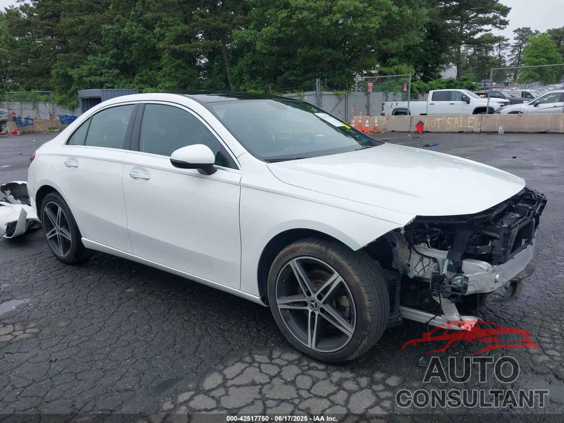 MERCEDES-BENZ A 220 2019 - WDD3G4FB0KW035569