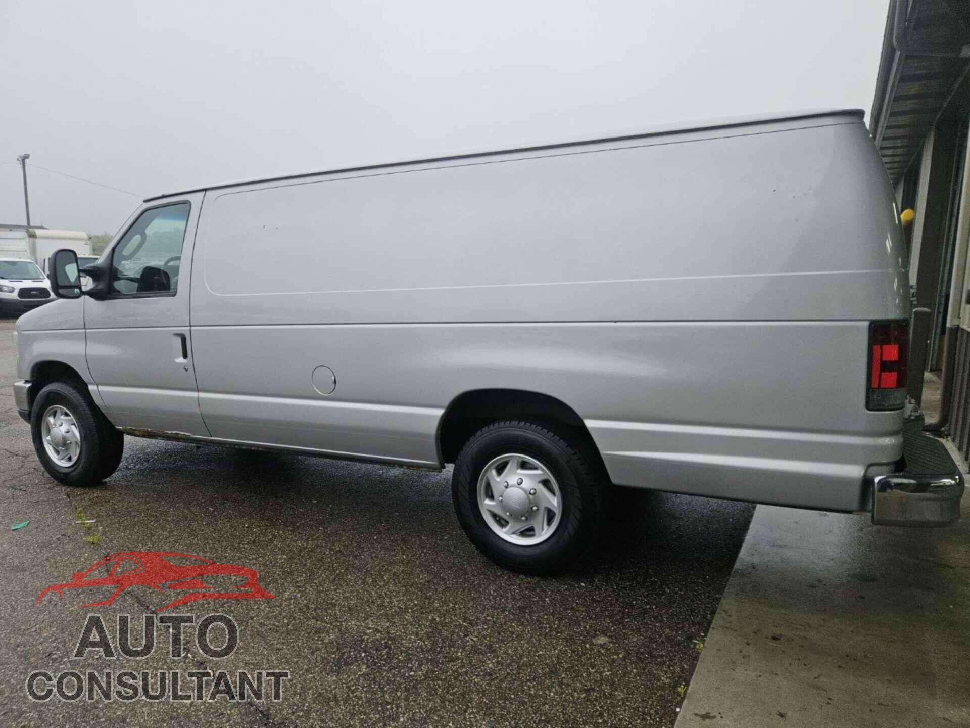 FORD ECONOLINE 2013 - 1FTNS2EL5DDA38031