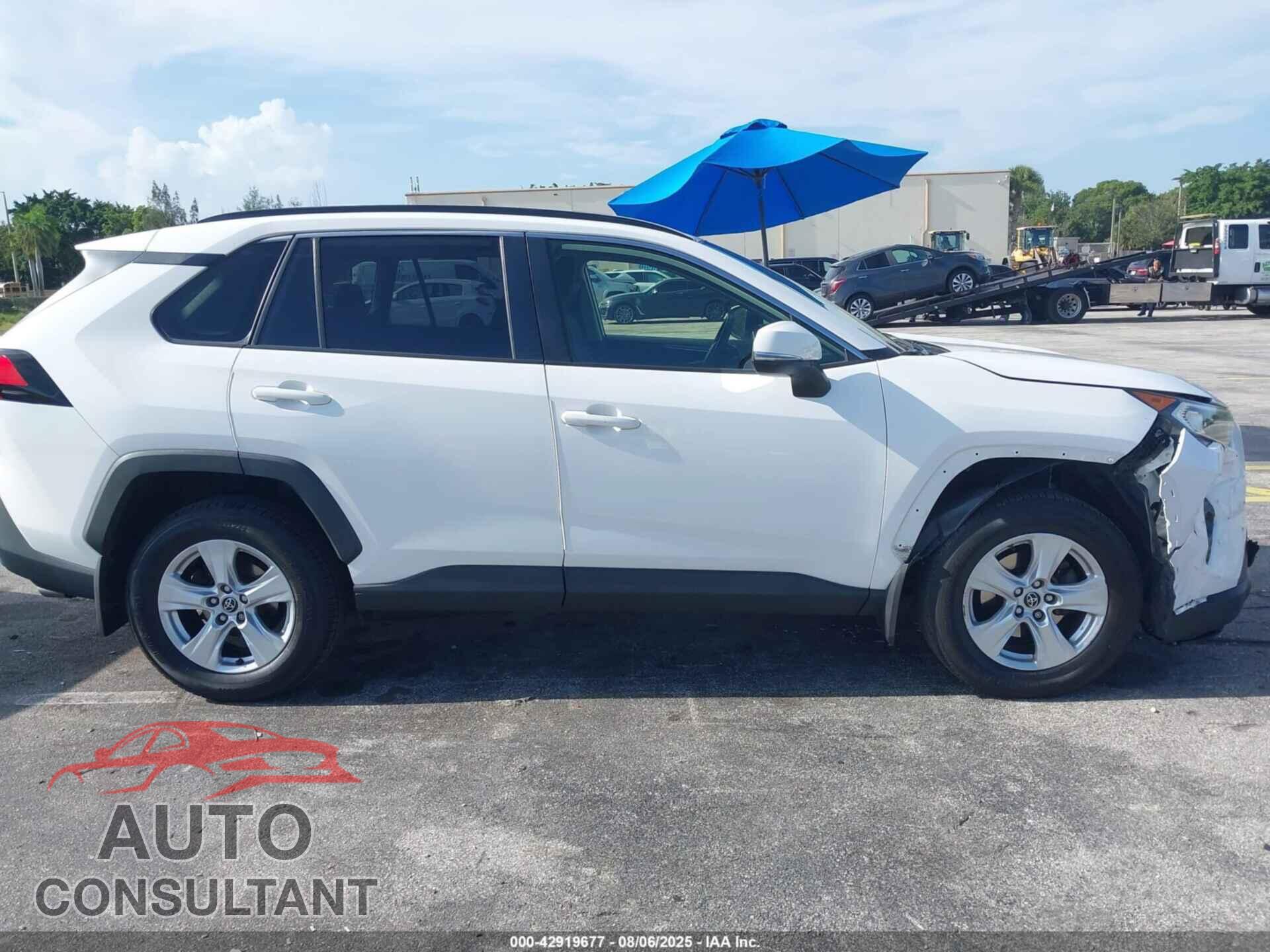 TOYOTA RAV4 2019 - JTMP1RFV2KD030972