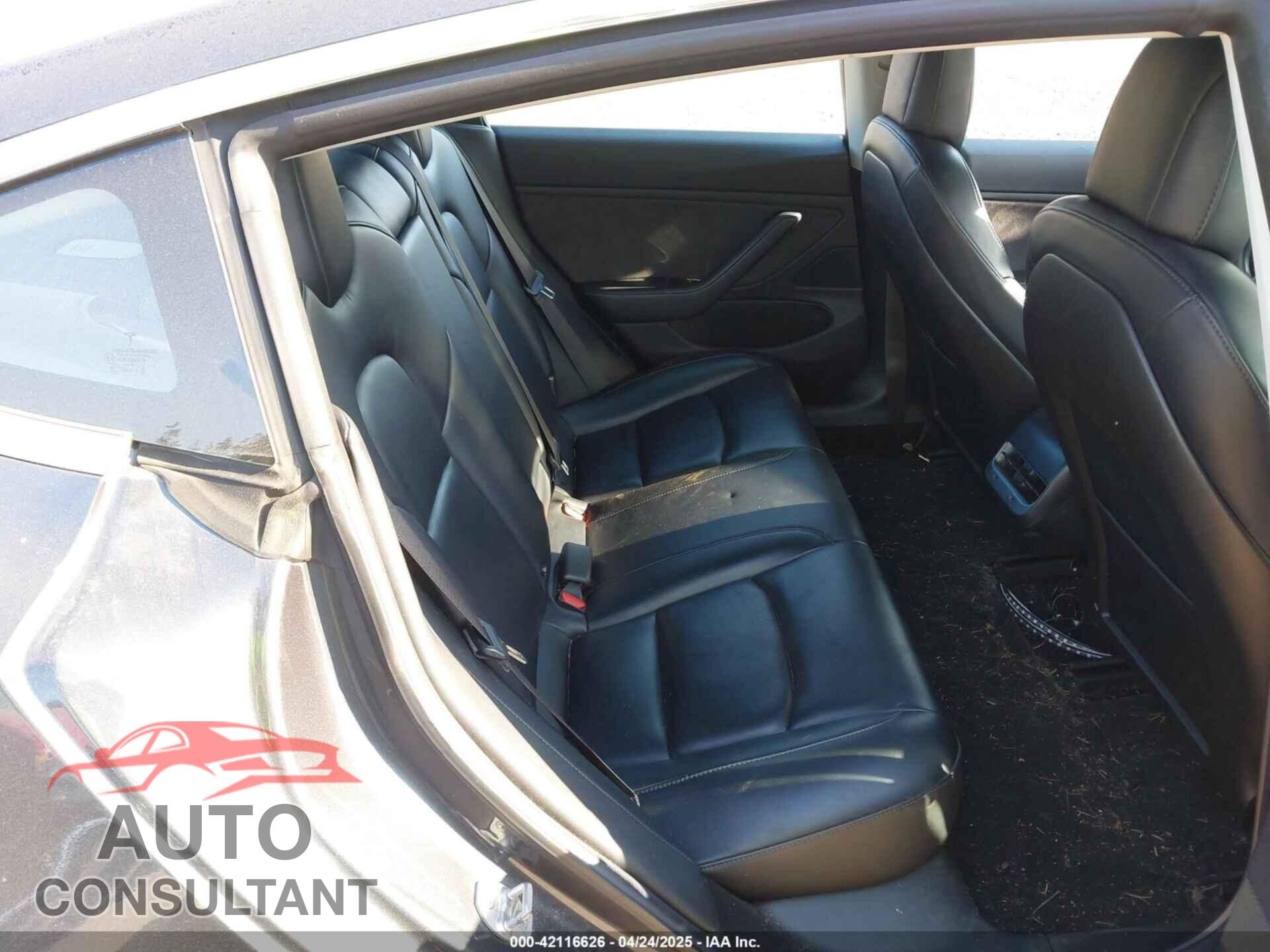 TESLA MODEL 3 2018 - 5YJ3E1EA1JF021139