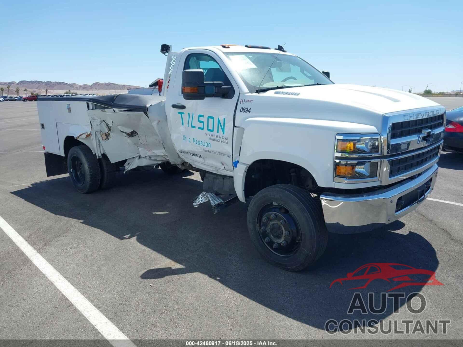 CHEVROLET SILVERADO MD 2023 - 1HTKJPVM8PH130939