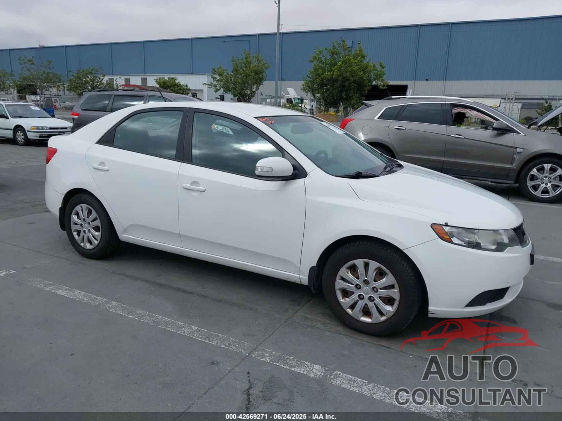 KIA FORTE 2010 - KNAFU4A23A5853080