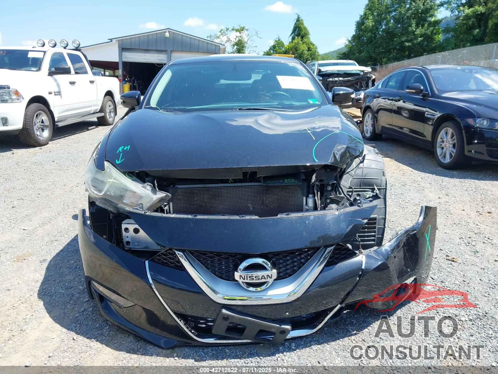 NISSAN MAXIMA 2017 - 1N4AA6AP3HC450693