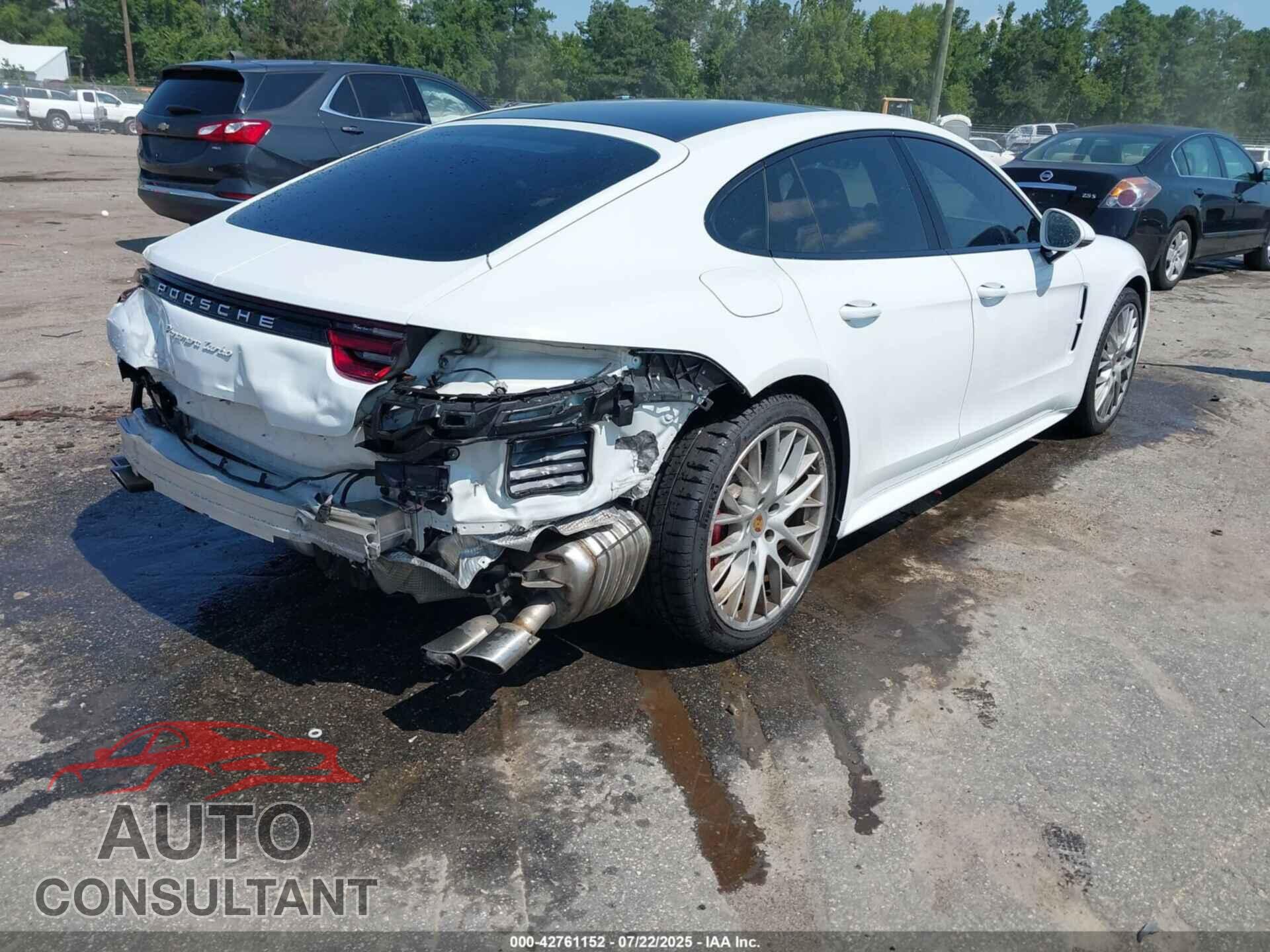 PORSCHE PANAMERA 2017 - WP0AF2A71HL151840