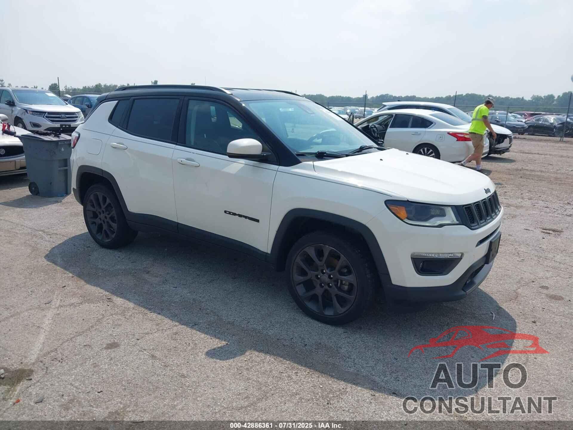 JEEP COMPASS 2019 - 3C4NJDCB4KT679722