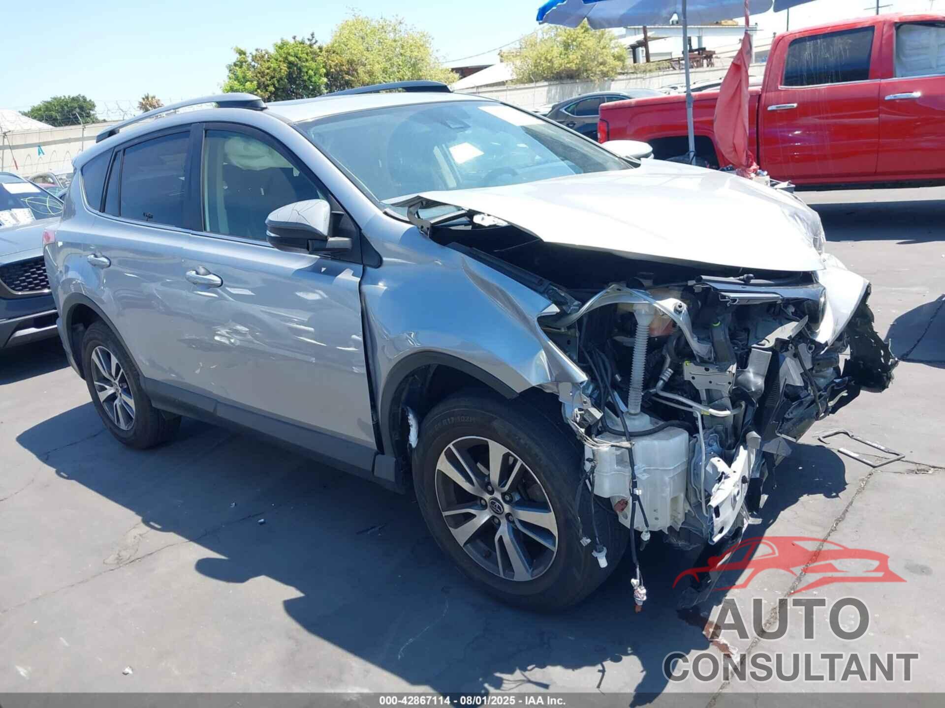 TOYOTA RAV4 2018 - JTMWFREV0JJ172879