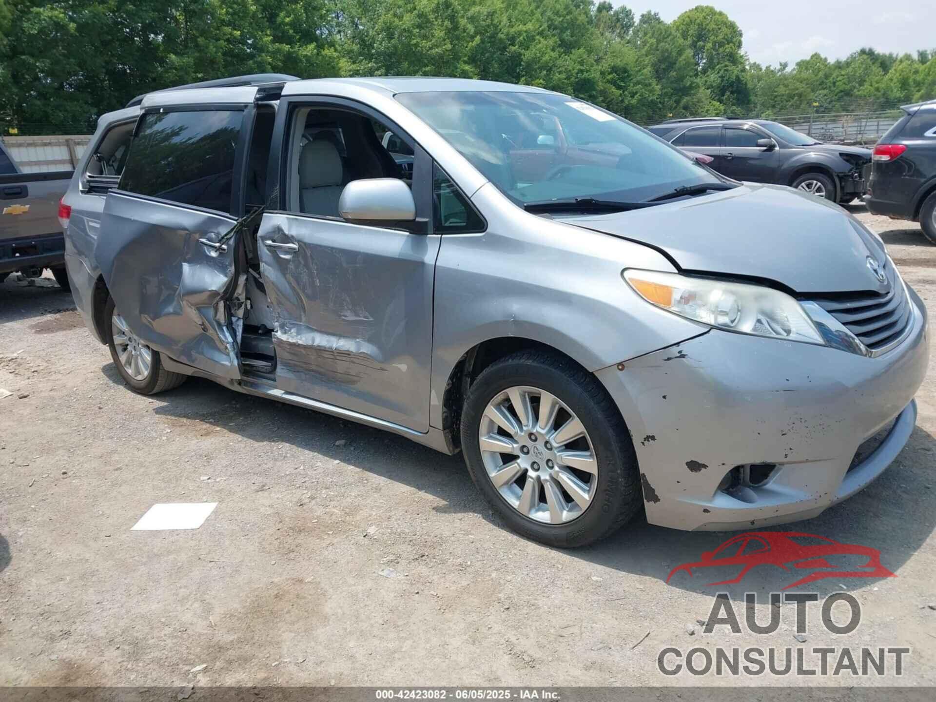 TOYOTA SIENNA 2012 - 5TDDK3DCXCS032053