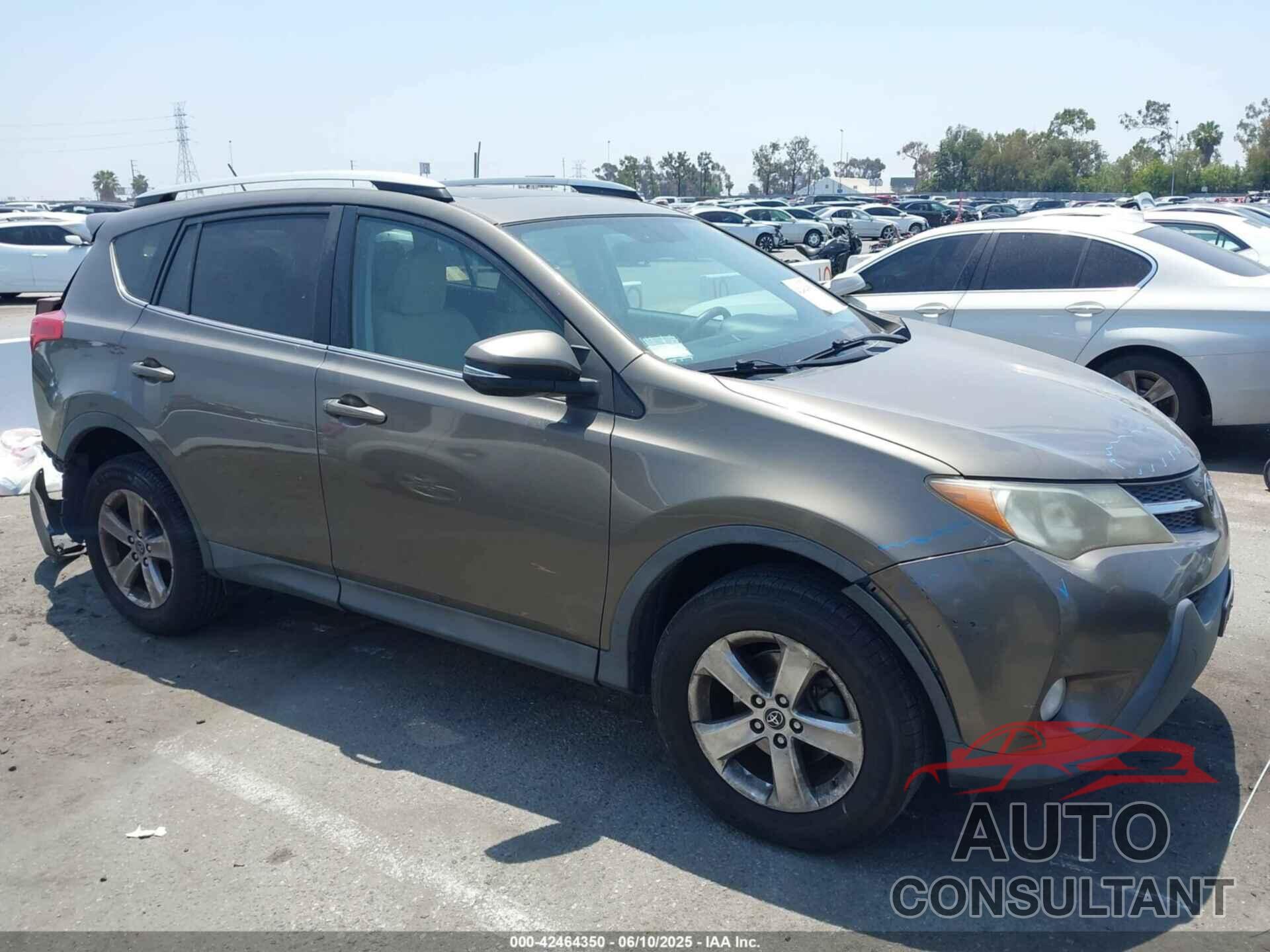 TOYOTA RAV4 2015 - 2T3WFREV8FW164411