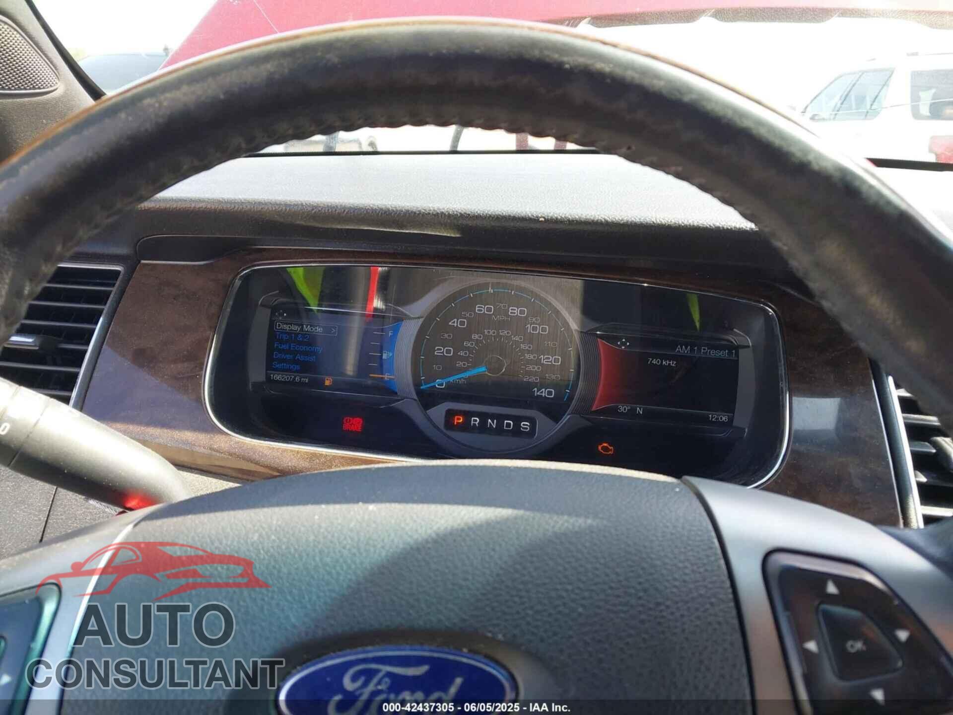 FORD TAURUS 2016 - 1FAHP2J89GG100183
