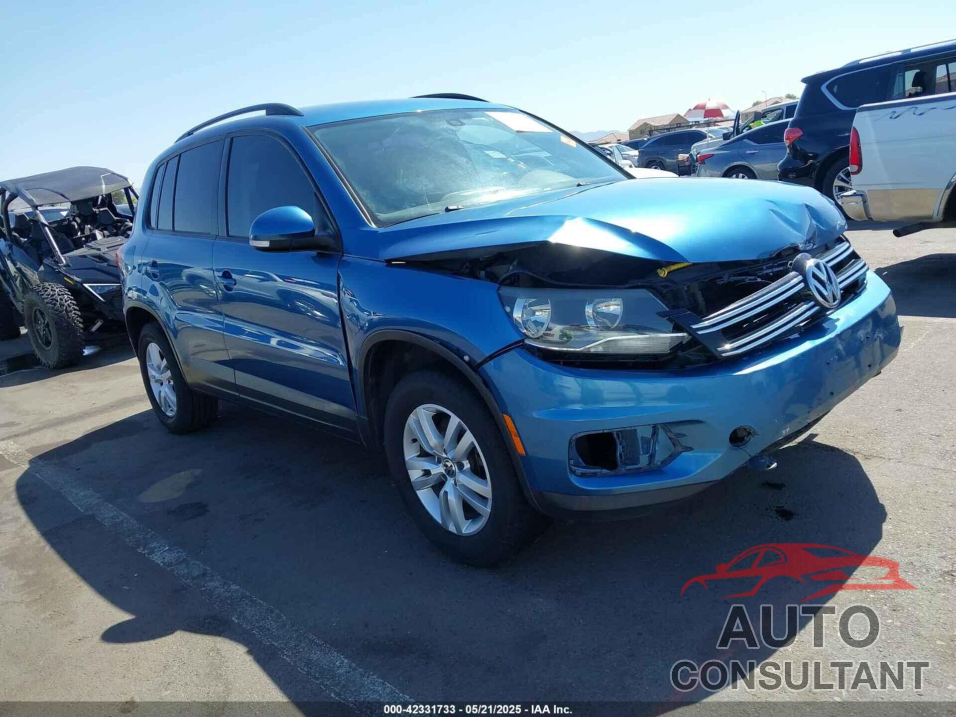 VOLKSWAGEN TIGUAN 2017 - WVGAV7AXXHW511164