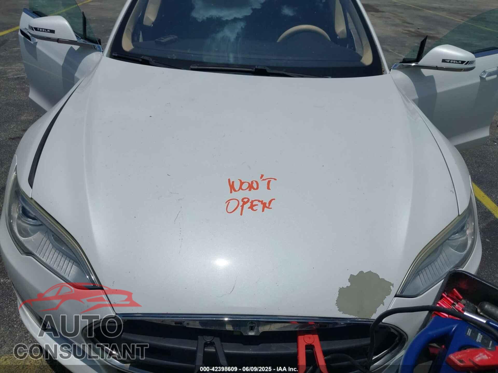 TESLA MODEL S 2013 - 5YJSA1CG4DFP21658