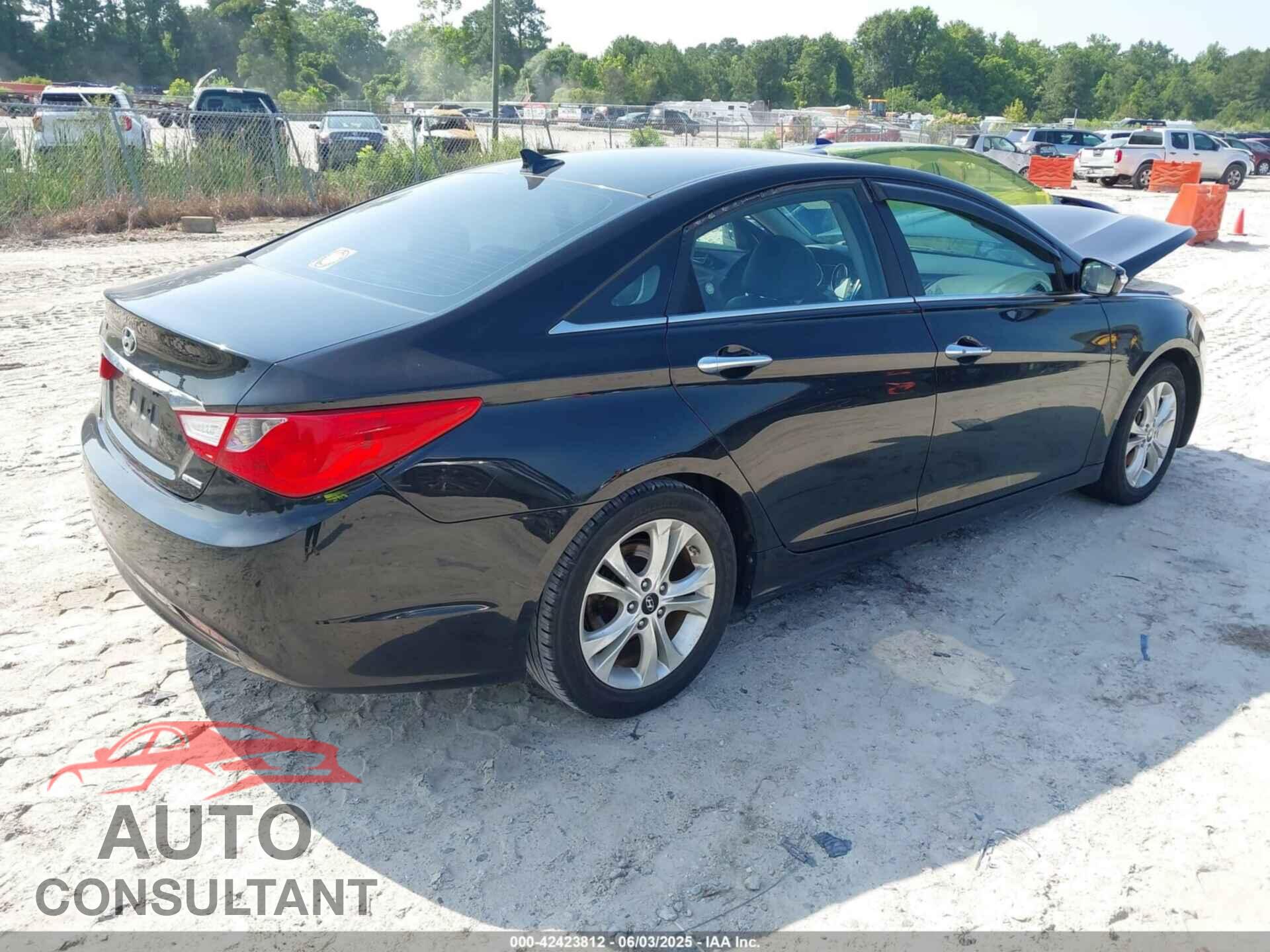 HYUNDAI SONATA 2011 - 5NPEC4AC2BH226656