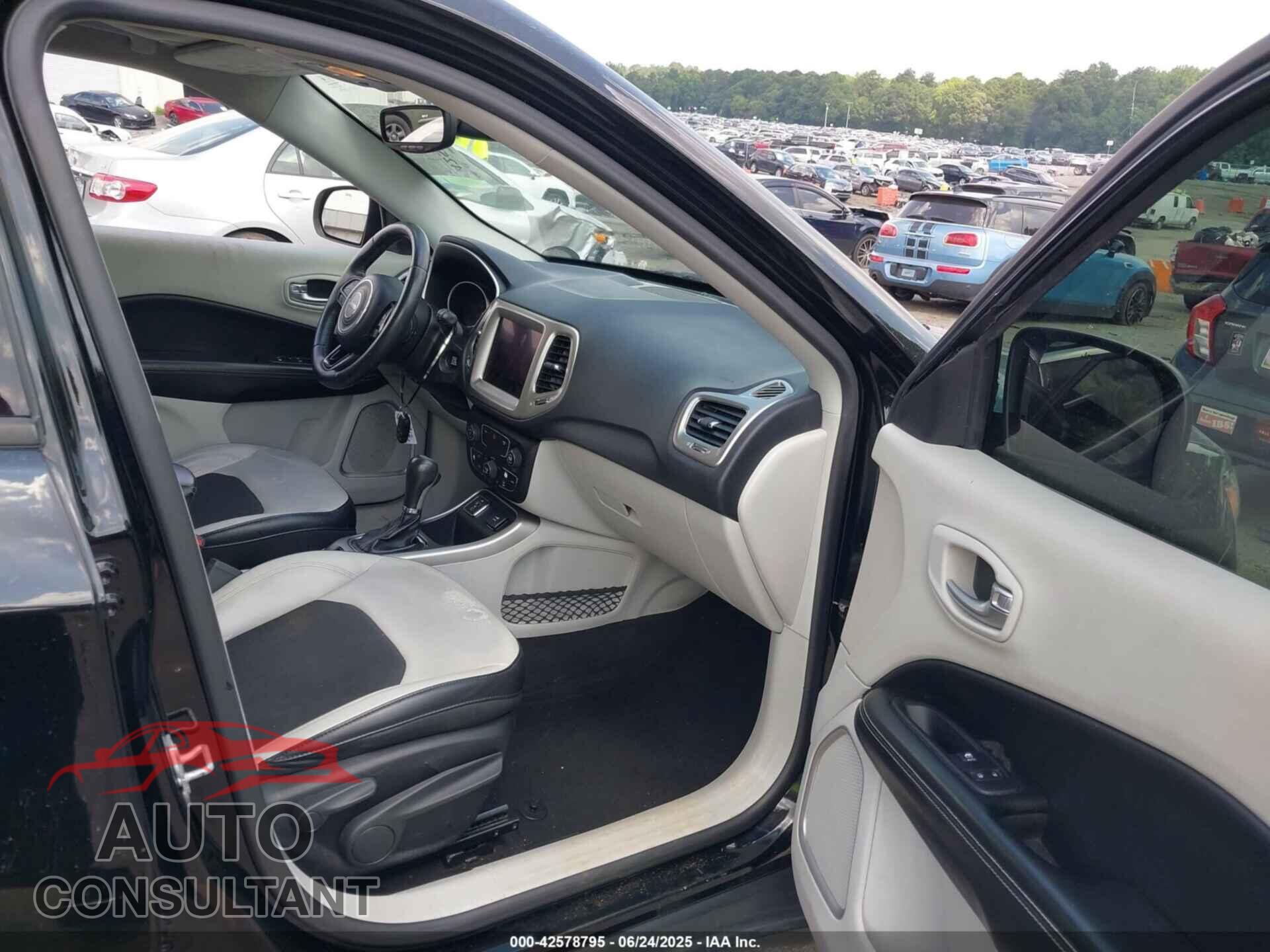 JEEP NEW COMPASS 2017 - 3C4NJCBB3HT643332