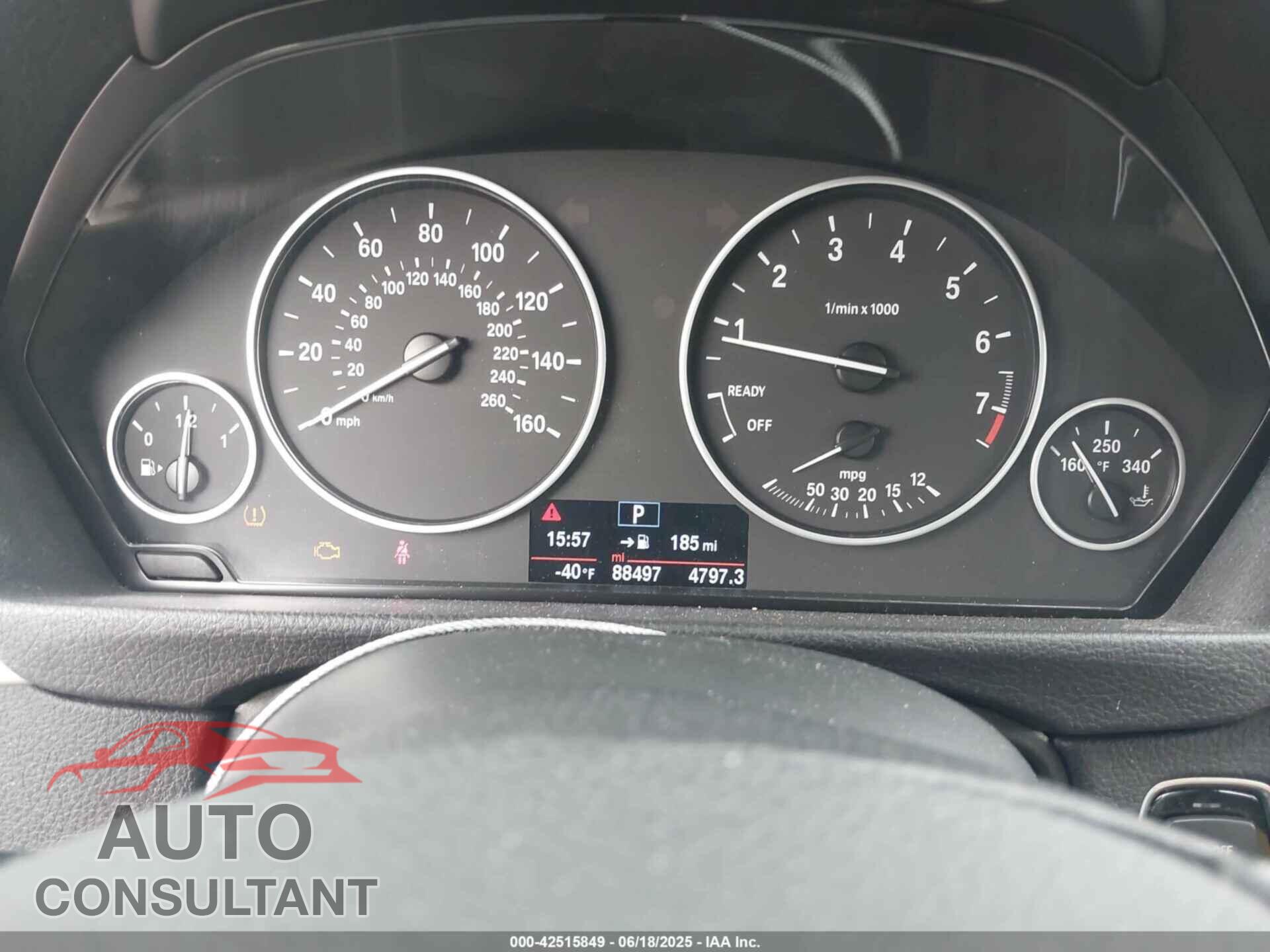 BMW 320I 2016 - WBA8E5G51GNU19441