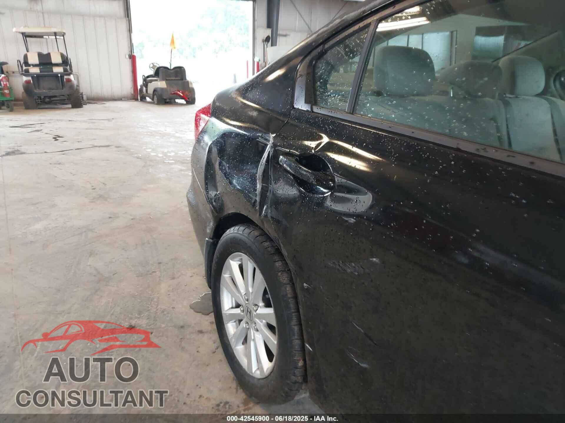 HONDA CIVIC 2012 - 2HGFB2F83CH524886
