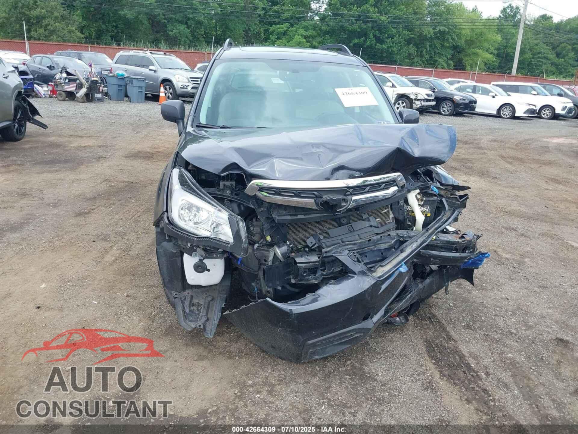 SUBARU FORESTER 2017 - JF2SJAJC8HH468111
