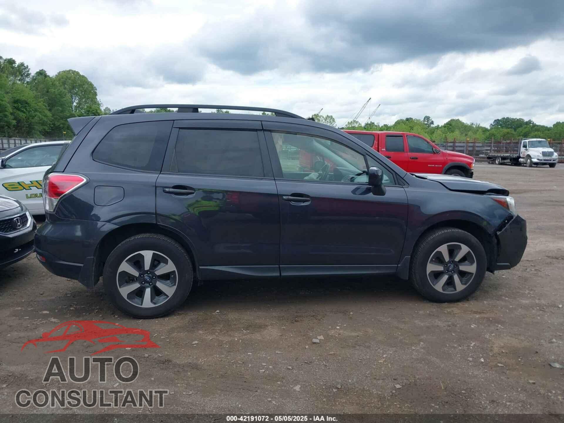 SUBARU FORESTER 2017 - JF2SJAEC1HH452908