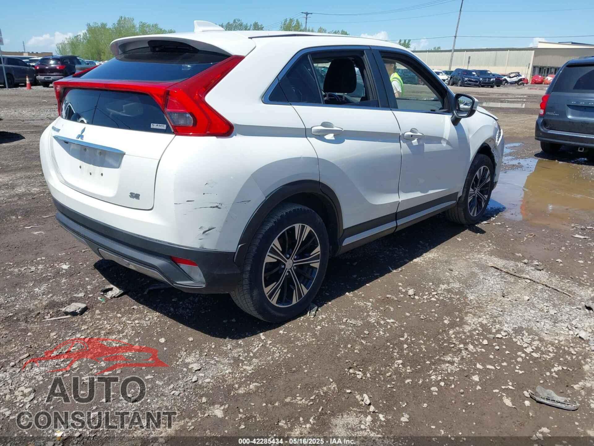 MITSUBISHI ECLIPSE CROSS 2020 - JA4AT5AA2LZ016548