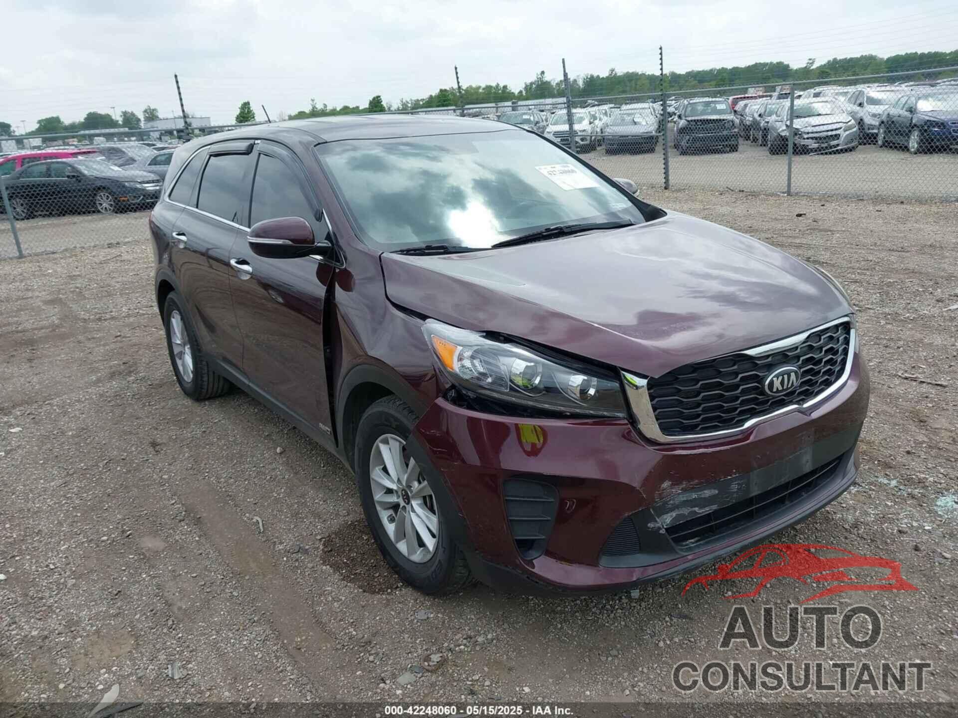 KIA SORENTO 2019 - 5XYPGDA55KG447576