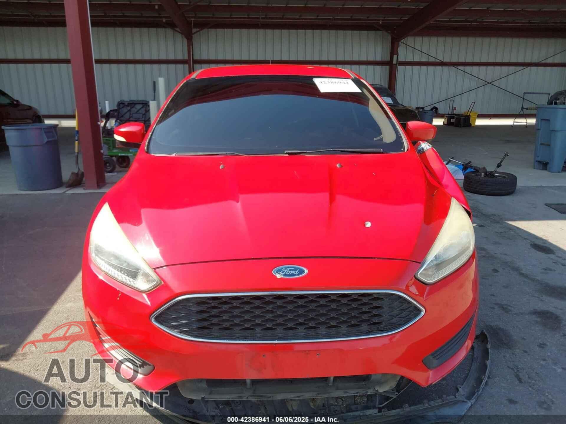 FORD FOCUS 2016 - 1FADP3F2XGL286476