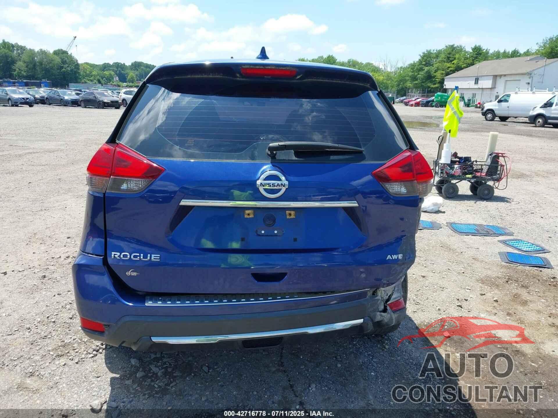 NISSAN ROGUE 2017 - 5N1AT2MV9HC785847
