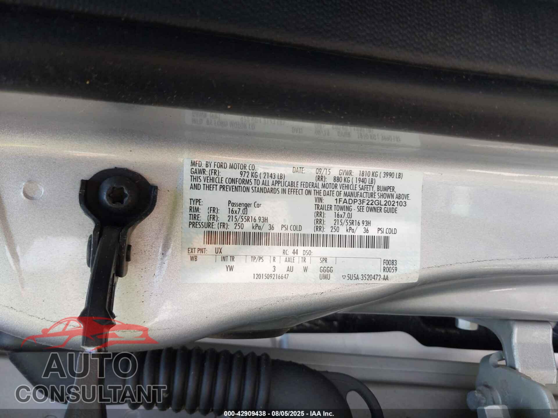 FORD FOCUS 2016 - 1FADP3F22GL202103