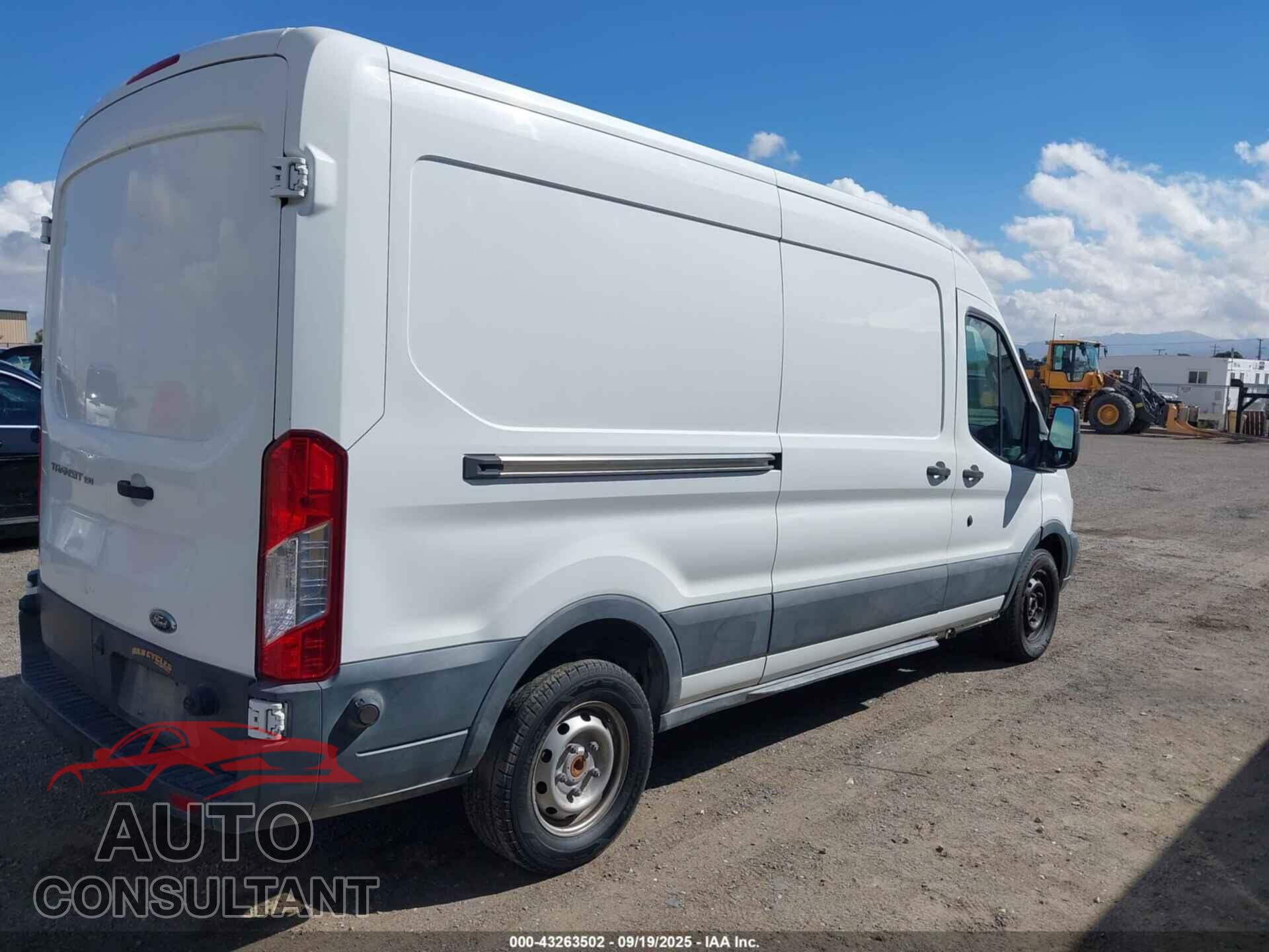 FORD TRANSIT-150 2017 - 1FTYE2CM5HKA07573