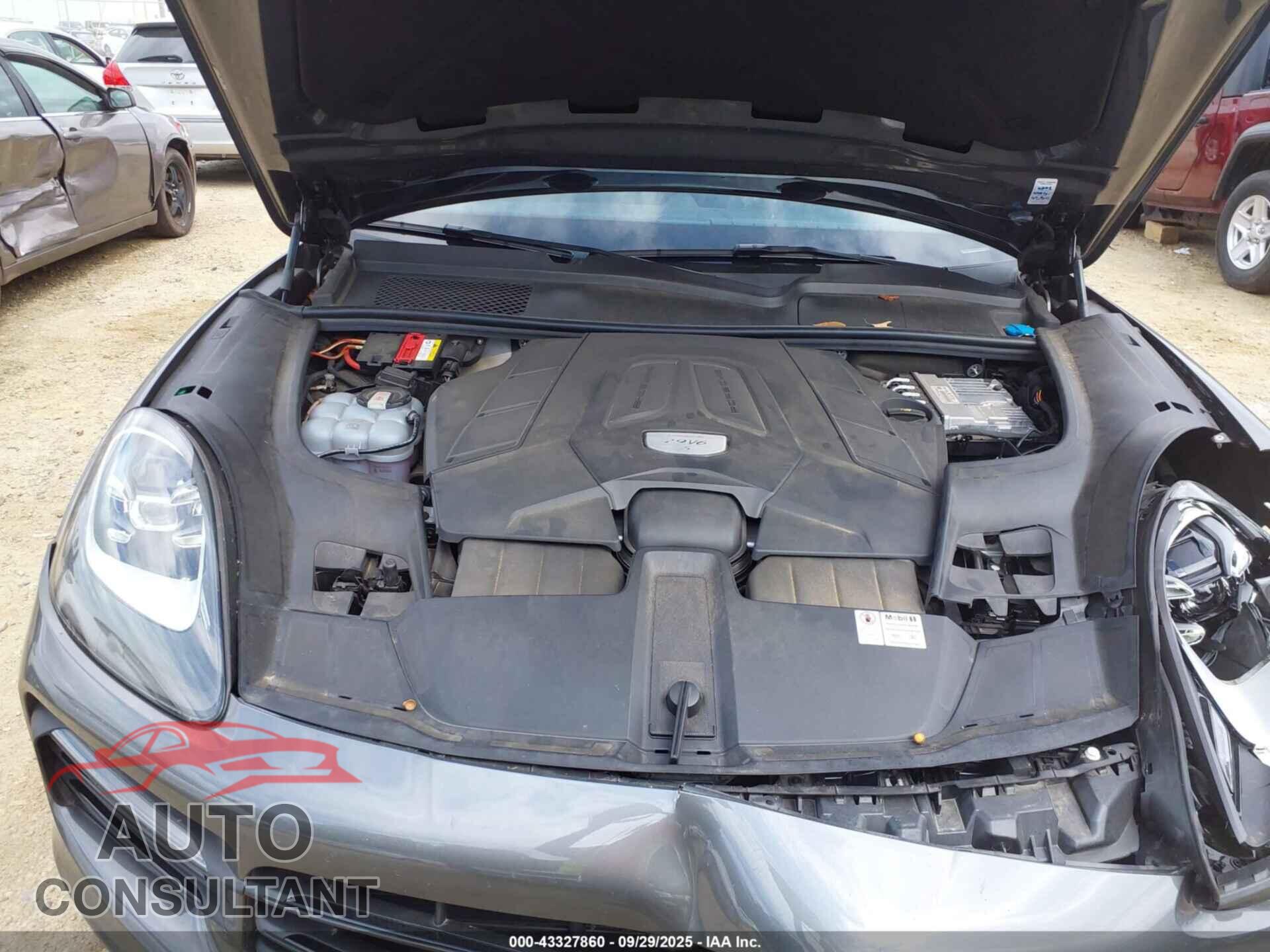 PORSCHE CAYENNE 2021 - WP1AB2AY4MDA28024