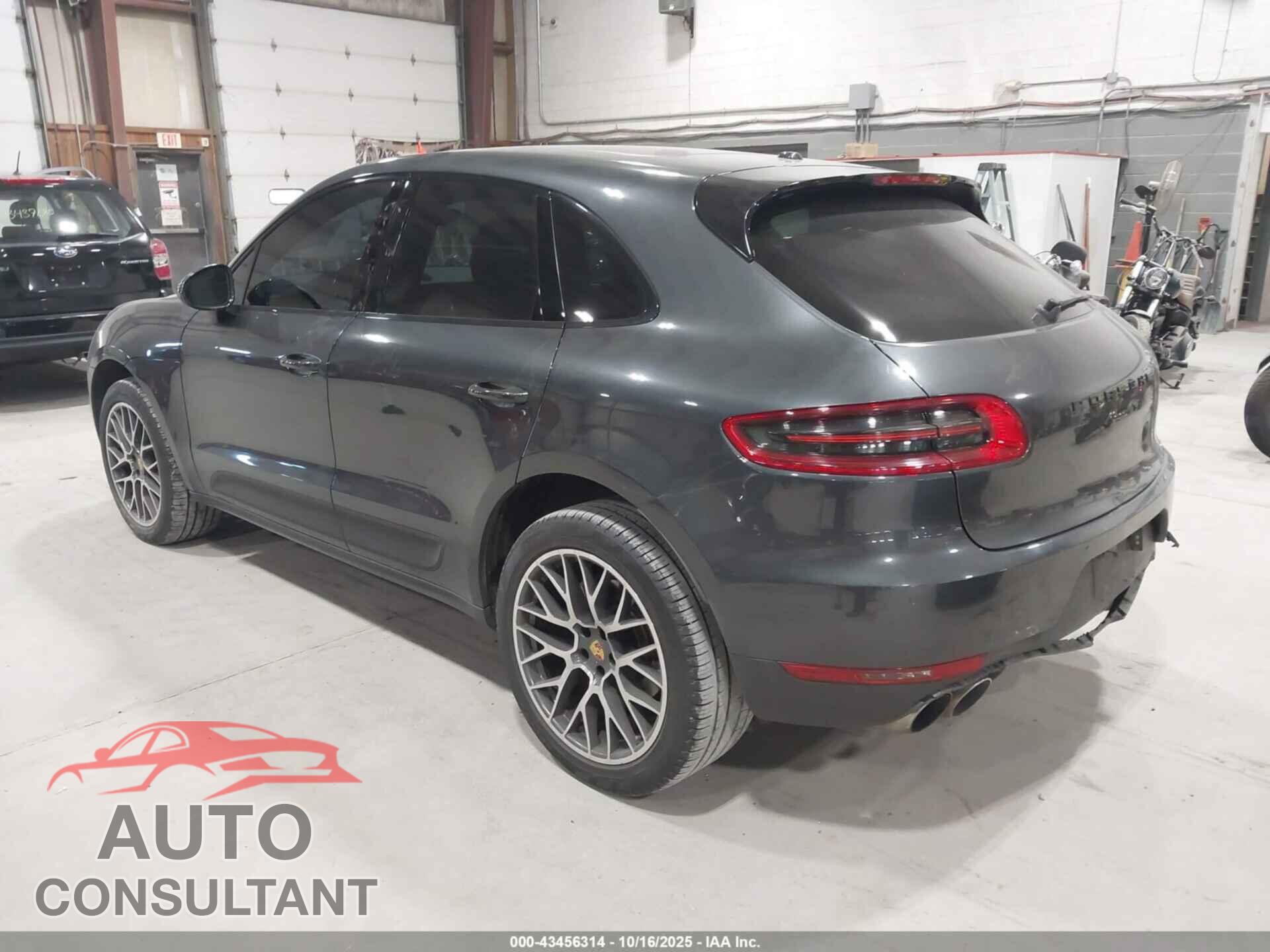 PORSCHE MACAN 2017 - WP1AB2A56HLB15943