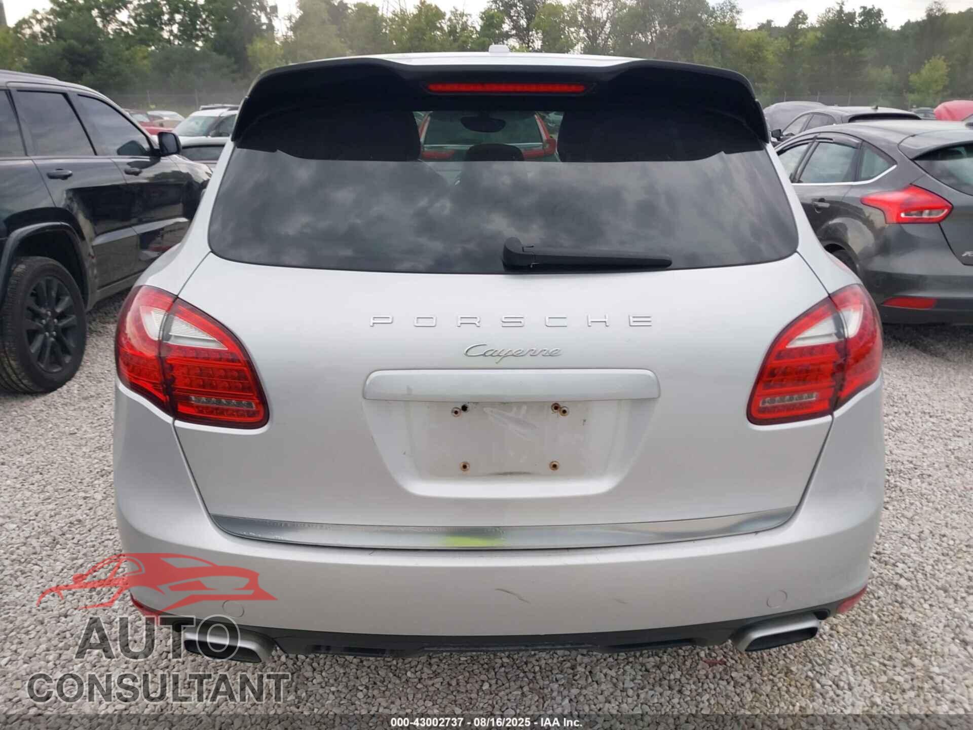 PORSCHE CAYENNE 2013 - WP1AF2A2XDLA29331