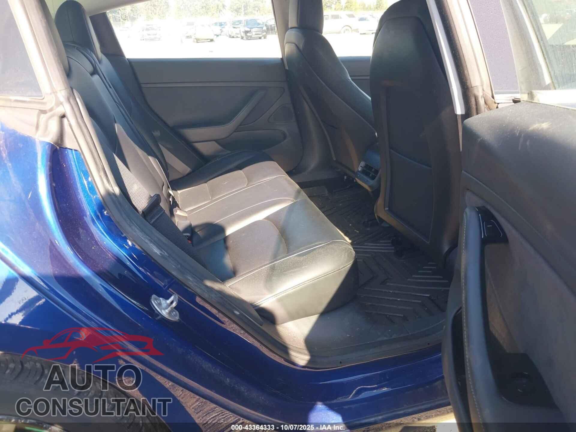 TESLA MODEL 3 2018 - 5YJ3E1EA2JF164231