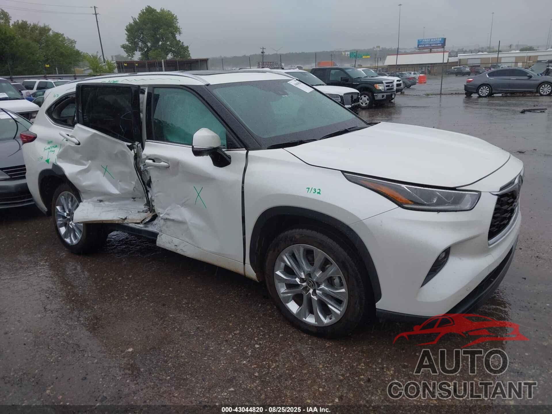 TOYOTA HIGHLANDER 2020 - 5TDYZRAH7LS024167