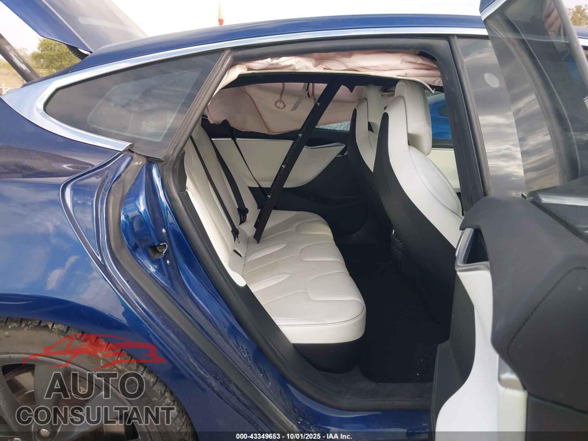 TESLA MODEL S 2017 - 5YJSA1E48HF183846