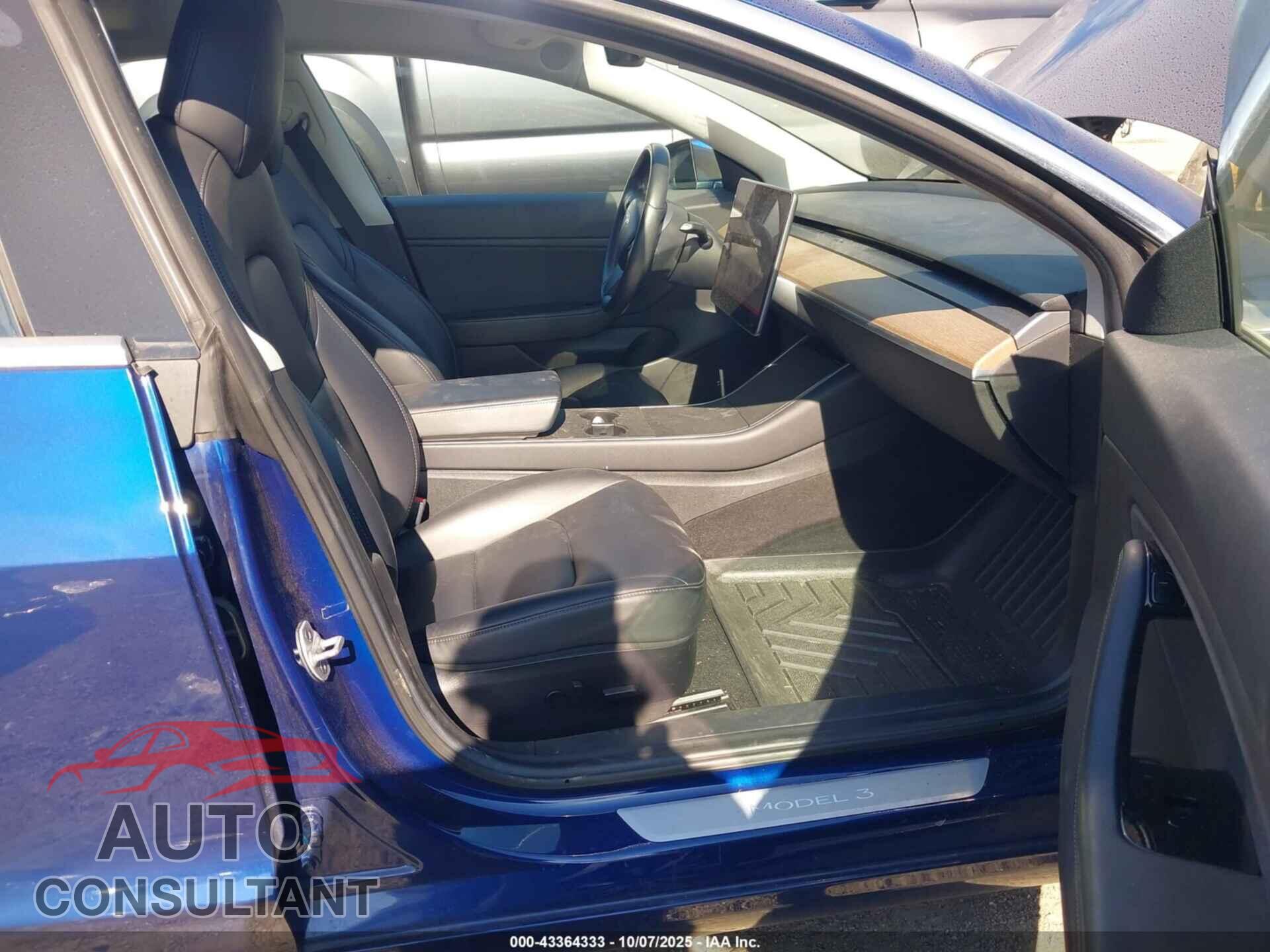 TESLA MODEL 3 2018 - 5YJ3E1EA2JF164231