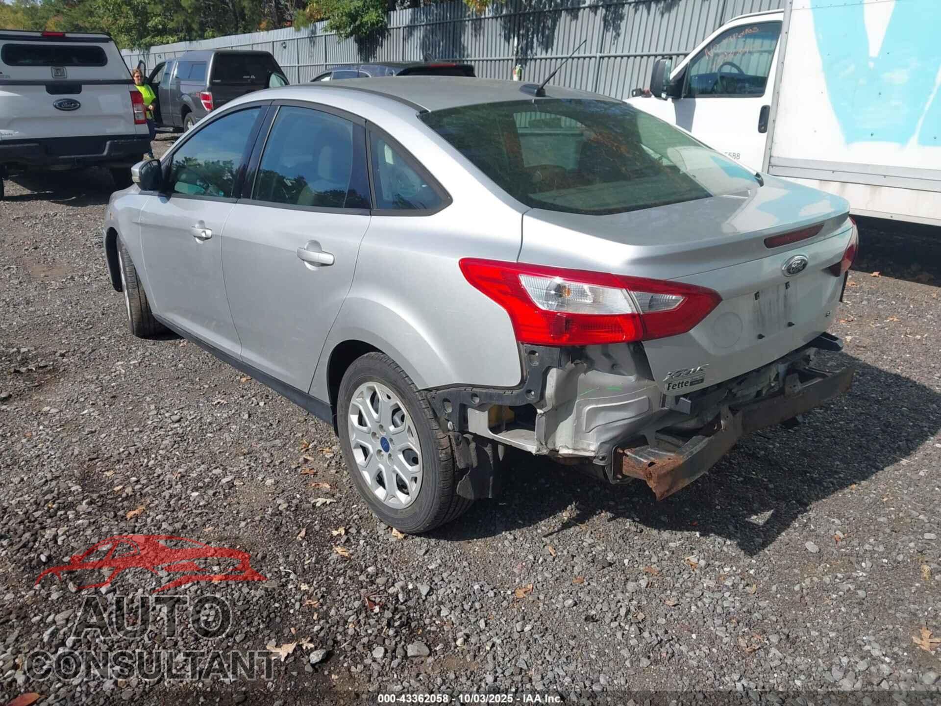 FORD FOCUS 2012 - 1FAHP3F29CL442096
