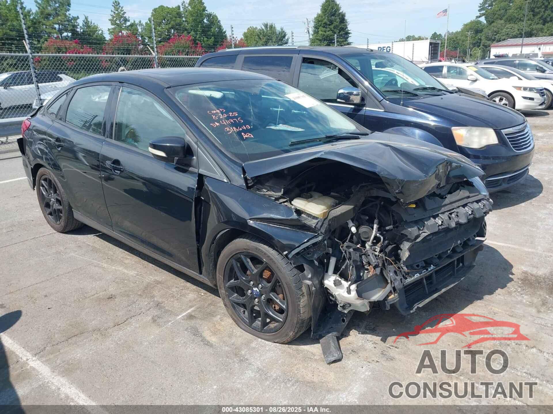 FORD FOCUS 2016 - 1FADP3F25GL318640