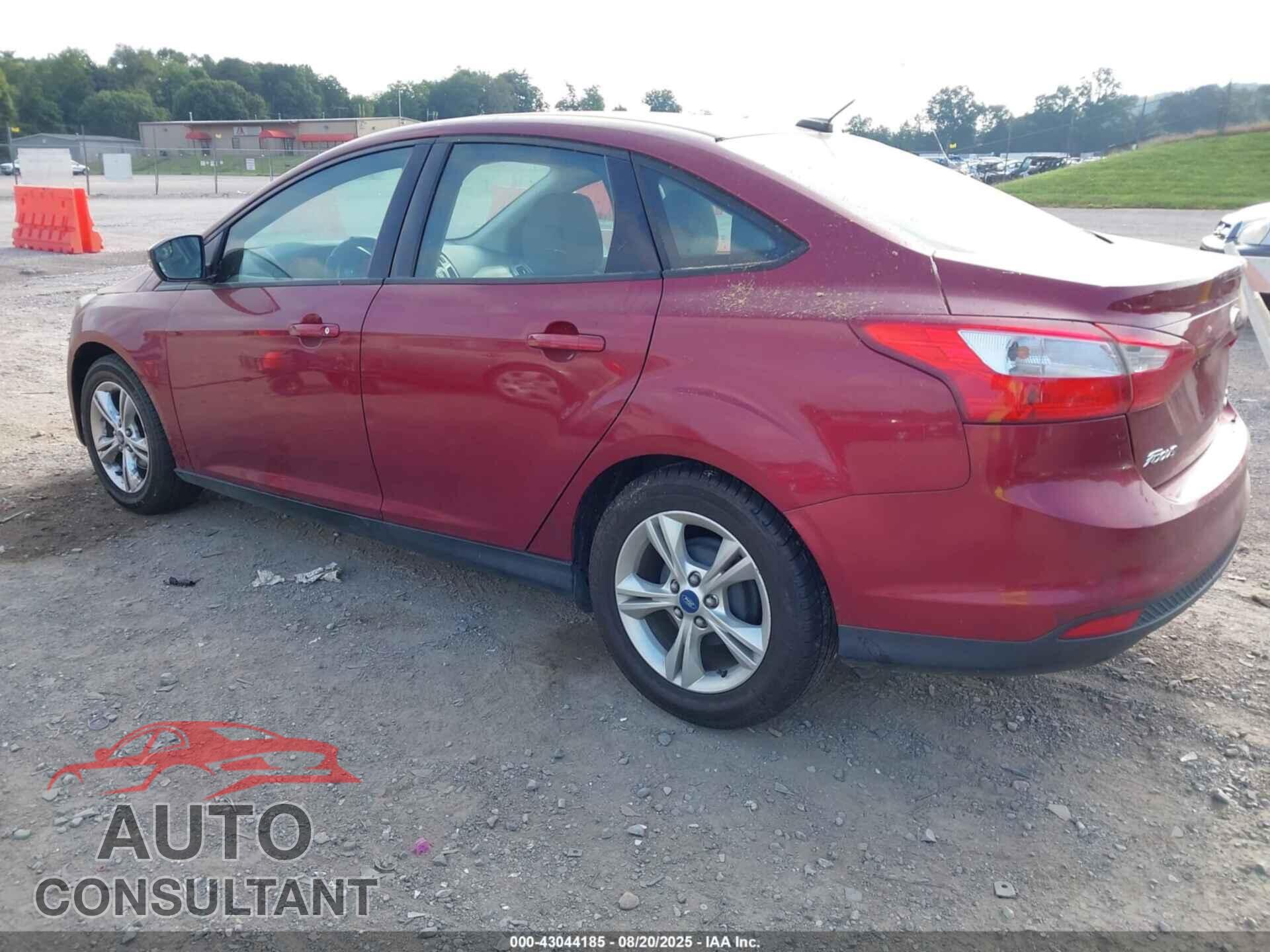 FORD FOCUS 2013 - 1FADP3F2XDL369028