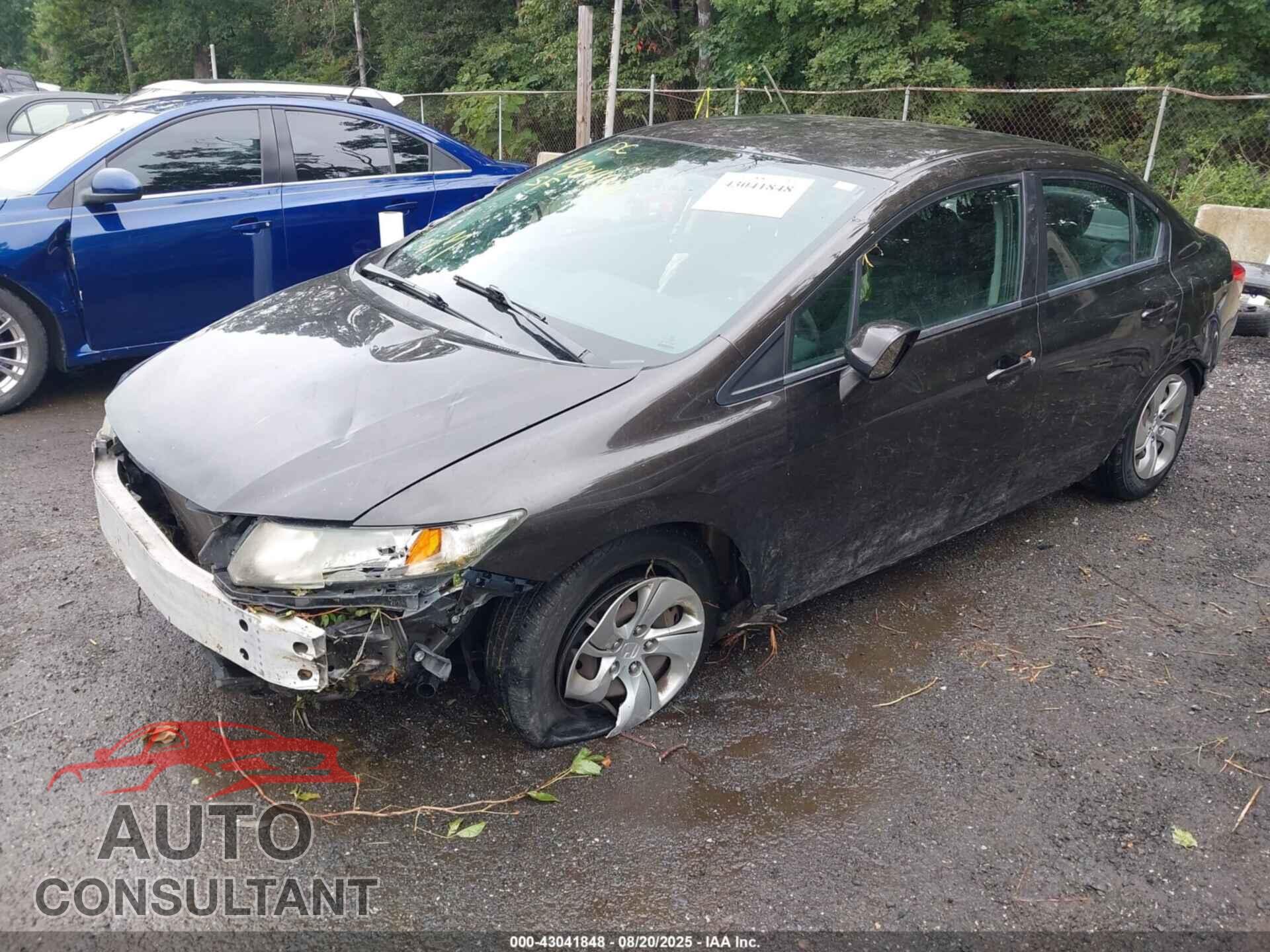 HONDA CIVIC 2013 - 2HGFB2F54DH552316