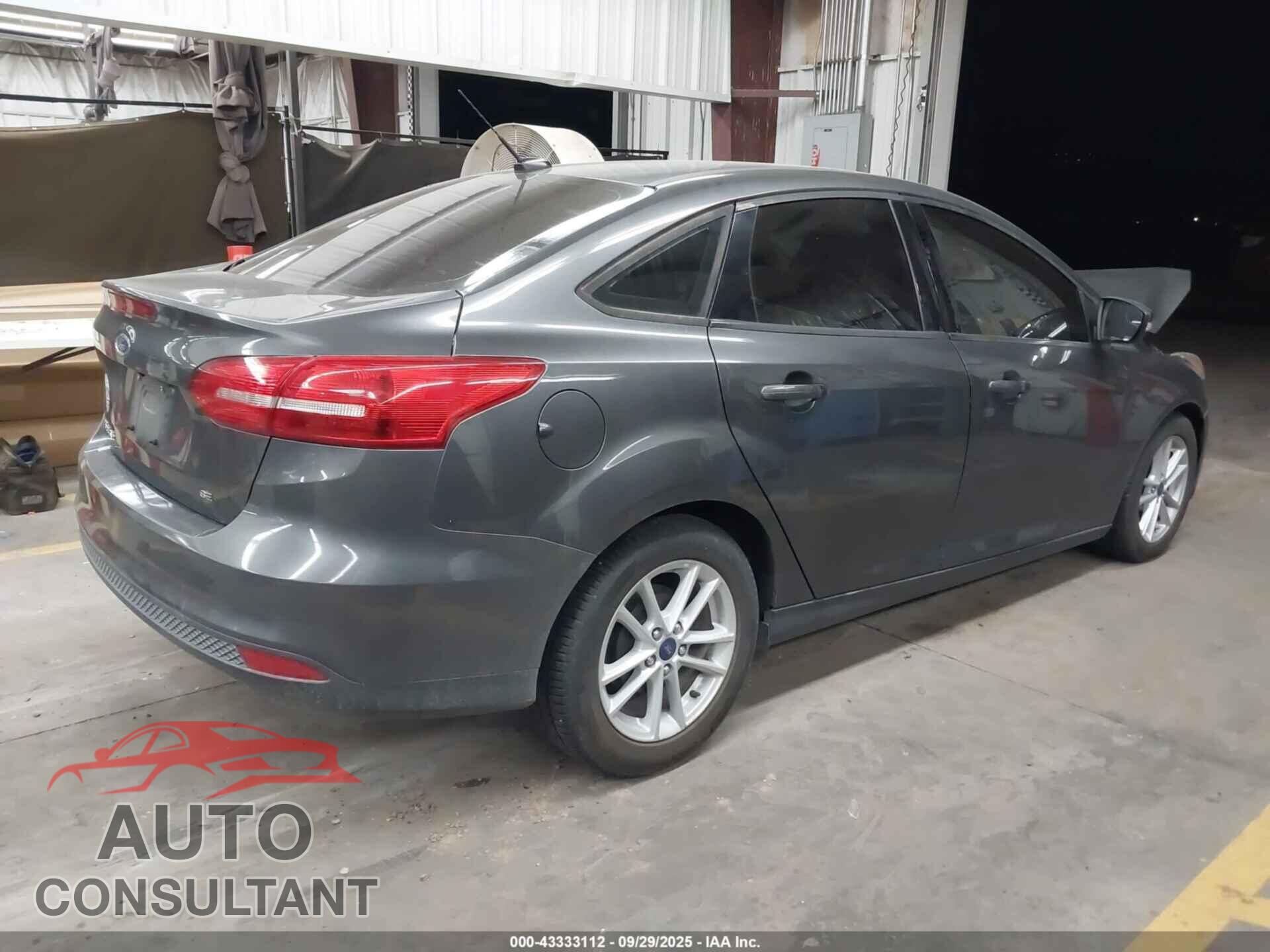 FORD FOCUS 2017 - 1FADP3F2XHL300345