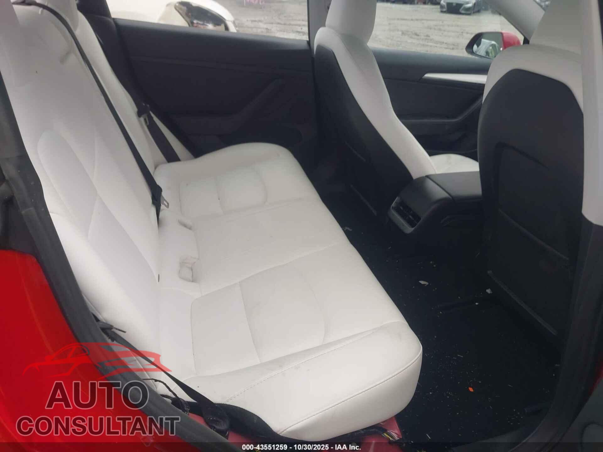 TESLA MODEL 3 2023 - 5YJ3E1EA7PF693618