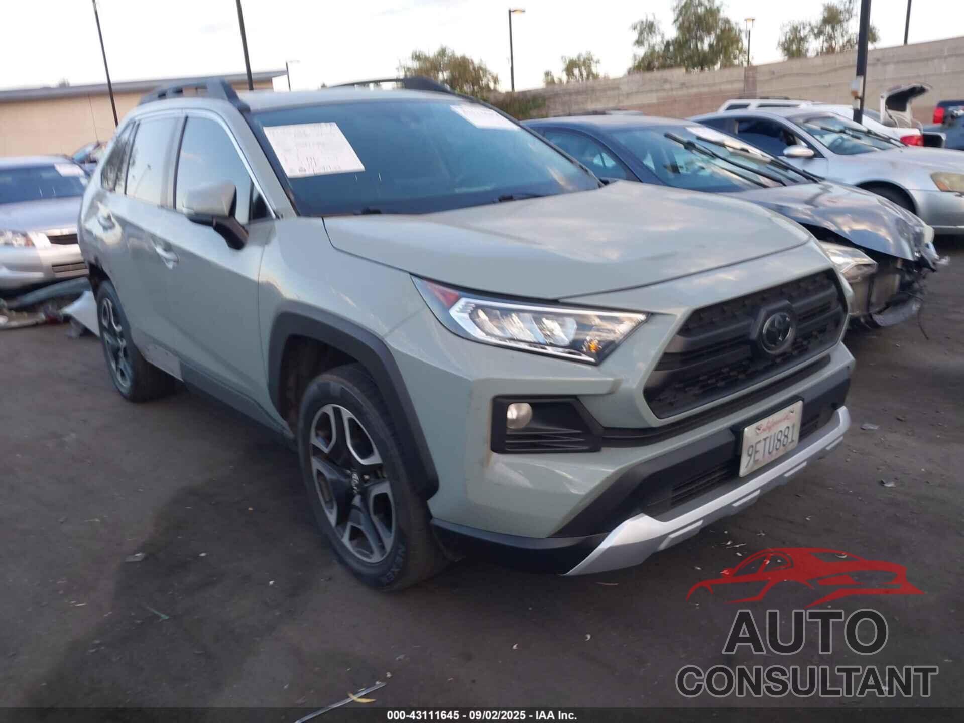 TOYOTA RAV4 2020 - 2T3J1RFVXLC092261