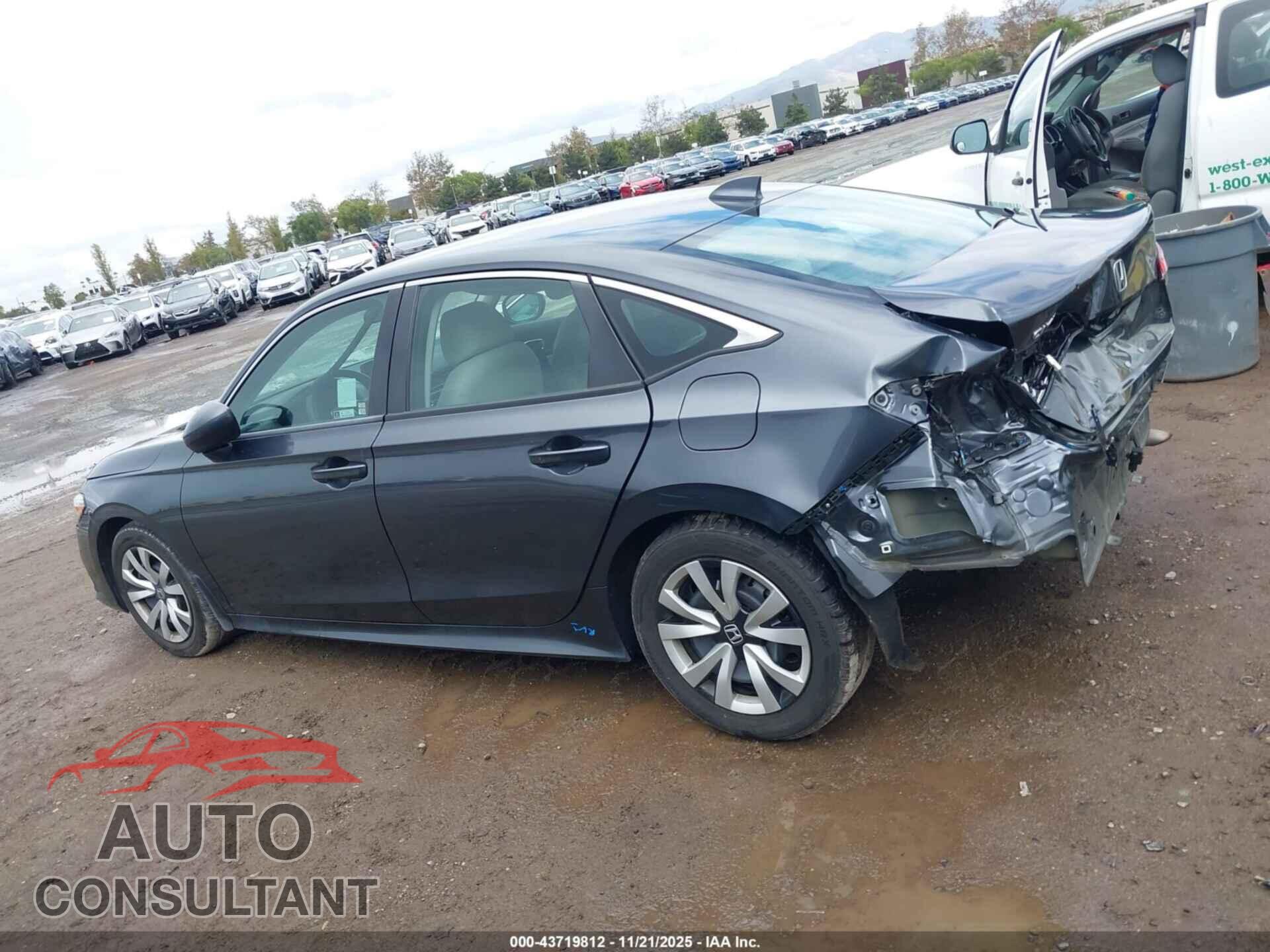 HONDA CIVIC 2023 - 2HGFE2F2XPH569901
